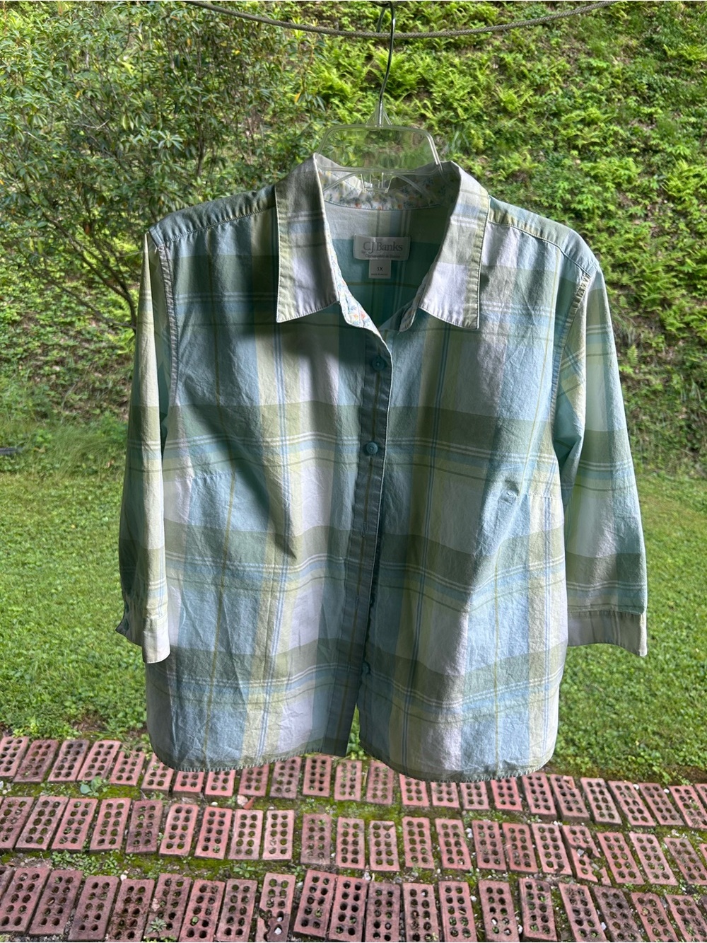 CJ Banks by Christopher Banks size 1X button-down shirt